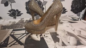 Size 8 €10