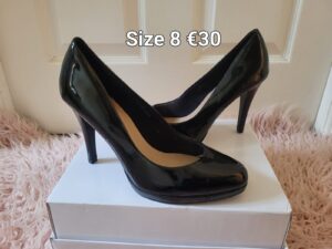 Size 8 €30 (1)