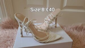 Size 8 €40 (2)