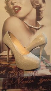 Size 10 €50 (2)