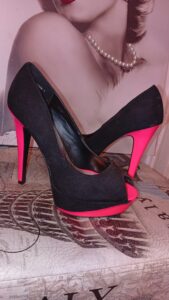 Size 7 €20a